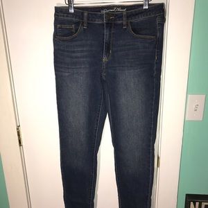 Dark wash skinny jeans